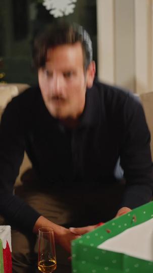 Christmas Homecoming of My Trillionaire Husband Episode 6