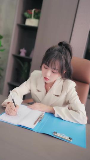 离婚后,周律师他对我死缠烂打 第11集