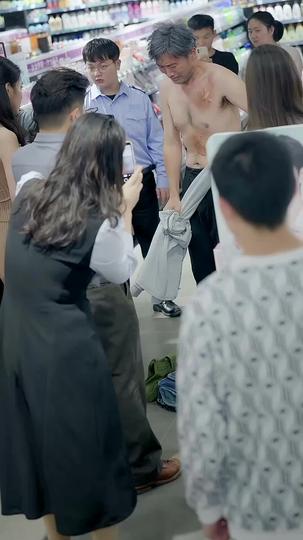 A Hero in Rags Episode 6