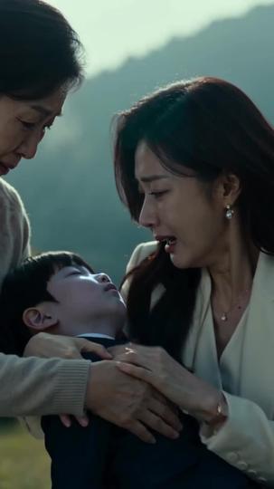 A Con Man? Or the Billionaire's Savior? Episode 11