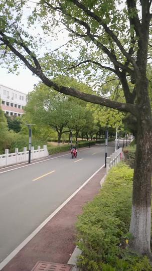 Behind the Sweet Facade, She Hunts Episode 7