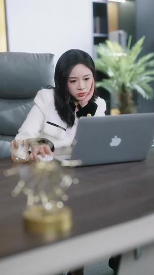 Surviving a Romantic Novel Episode 10