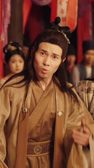 穿越古代被女帝倒追 第7集