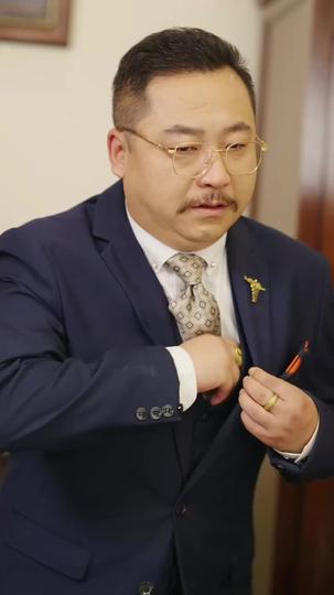 He Returns, Power in Hand Episode 9