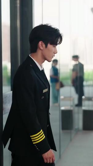 Love at 30,000 Feet Episode 8