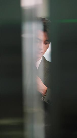 Caught Between Billionaire Brothers Episode 8