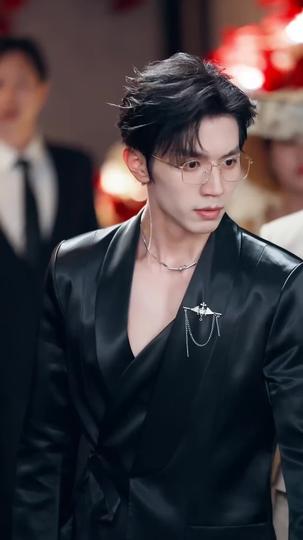 装了两年突然被读心了 第11集