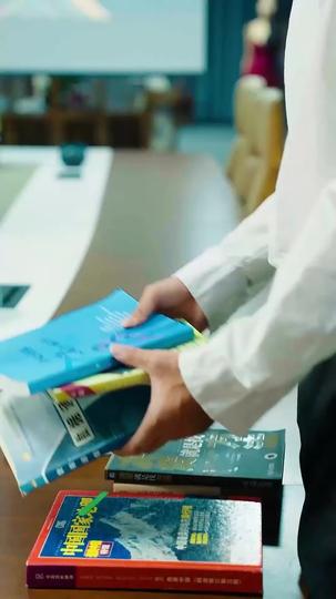 The Time-Traveling Ruler Episode 1