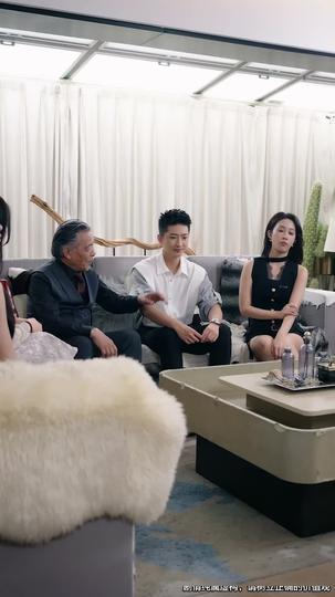 Rahasia di Balik Tanda Pengenal Episode 9