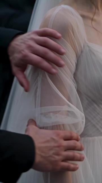 The Substitute Bride Was The Mafia King's Long-Lost Love Ep. 7