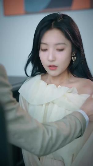 Mr. Moore's Secret Wife Episode 10