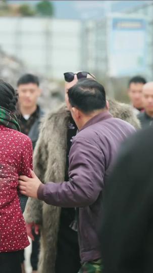 รักในเมืองกรุง ที่3ตอน