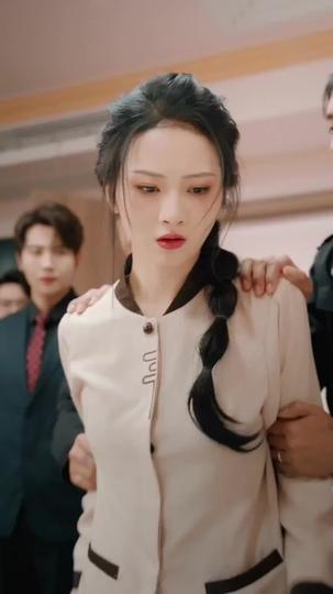 Twisted Destinies: Unraveling the Past Episode 8