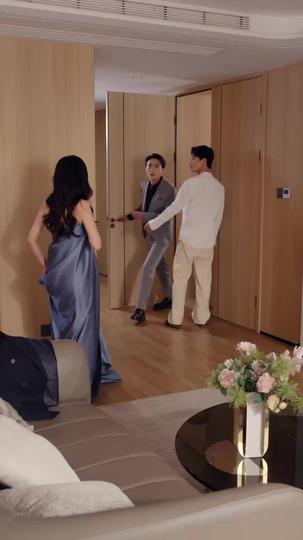 契約婚姻:總裁的隱秘孕妻 第2集