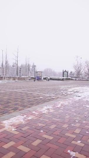 Beyond the Ordinary: His Unrevealed Might Episode 1