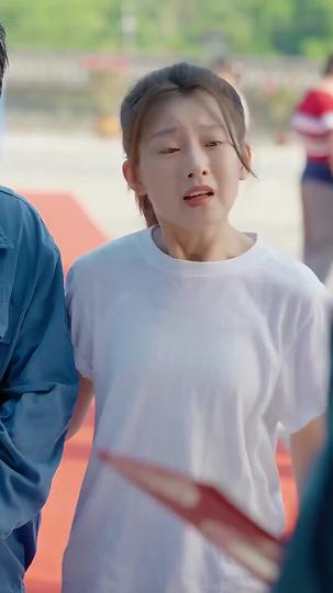 La lutte d'une fille pauvre pour réussir ( Doublé ) Épisode6