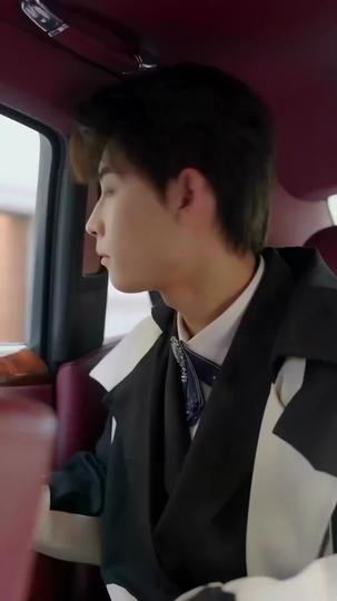 When the Heiress Reclaims Her Crown Episode 6