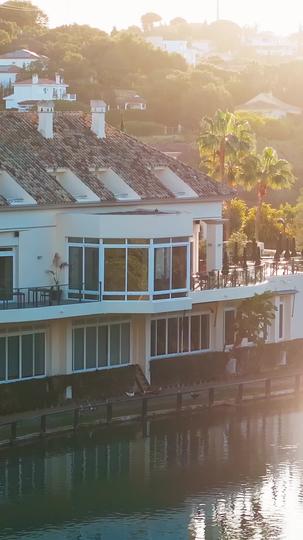 The Wrong Twin Got Me Pregnant	 Episode 7