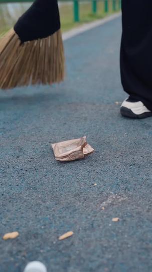 I Hid My Crown, Not My Power Episode 1