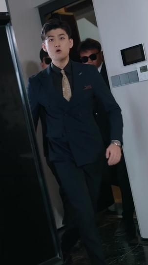 Quando Parasita Pisa no Palco Central 11Episódio