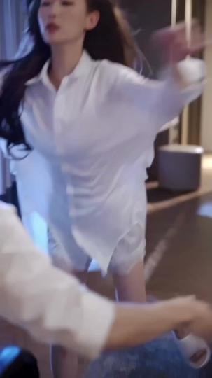 Istri Kecil Sang Miliarder Episode 3