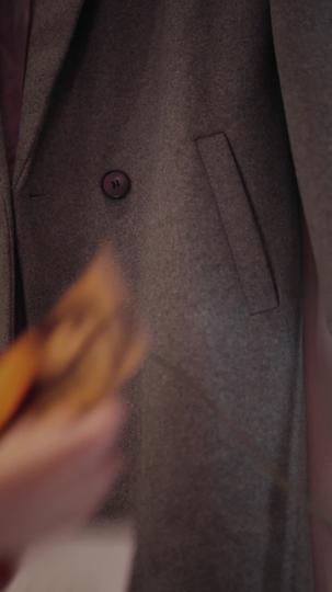 The Christmas Contract: Mafia's Stand-In Bride Episode 5