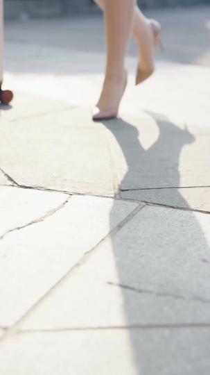 عروس صديقي المقرب هي حبيبتي 2مجموعة