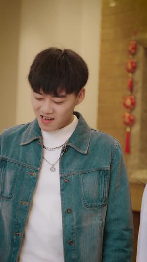 Falling for Her Scoundrel Bodyguard Episode 9