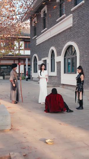 La furia del mendigo invencible Episodio 4