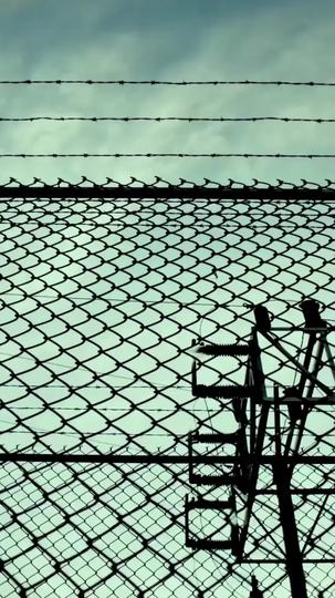 Die Ausgestoßene mit der Krone 1Folgen