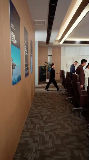 Amor no Abismo, Traição no Cume 1Episódio