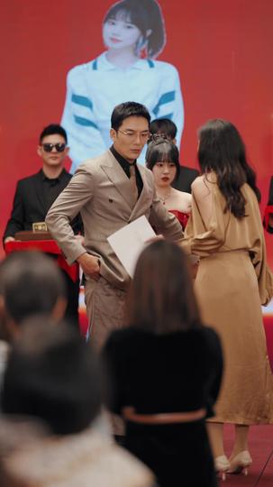 那人却在灯火阑珊处 第6集