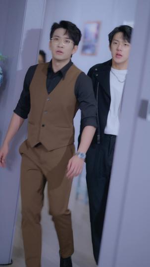 離れた後、二人の幼馴染は死ぬほど後悔している（日本語吹替版） 第 8 話