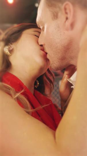 Verlobt mit dem Betrüger 10Folgen