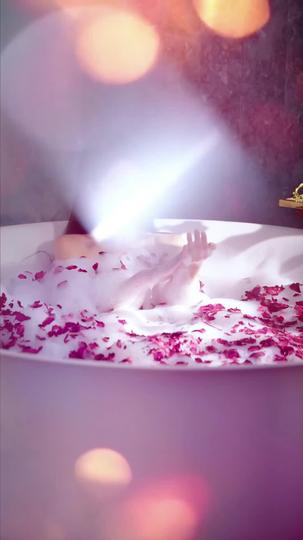 Bilionário Inato: Um Amor Rejuvenesce 9Episódio