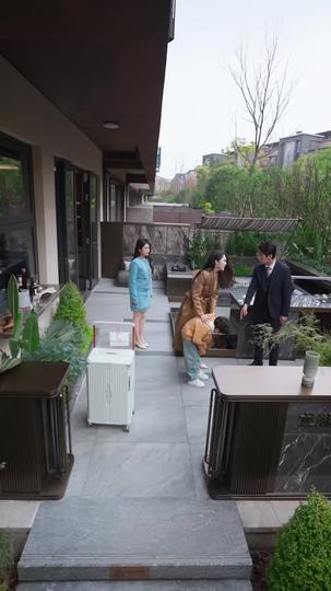 Love Fades, I Rise Episode 10