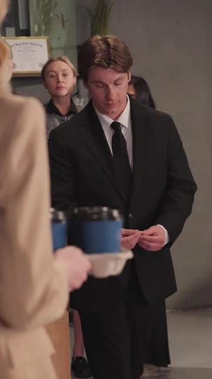 La chica que dejaron atrás Episodio 3