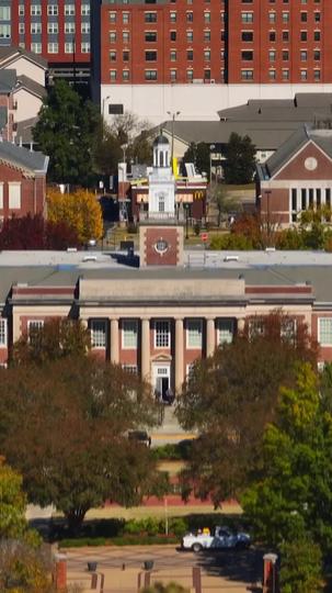 Remarried at 50, My Husband Turns Out To Be a Billionaire! Episode 10