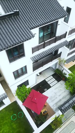 Crowned by Their Hearts Episode 7