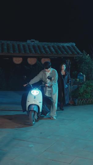 擺地攤撿了個女神老婆 第2集