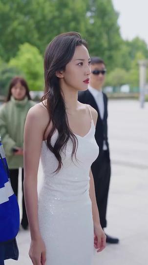 Cloaked in Power: His Secret Identity Episode 8