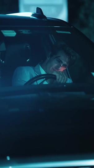 His Dumped Wife is A Queen Episode 8