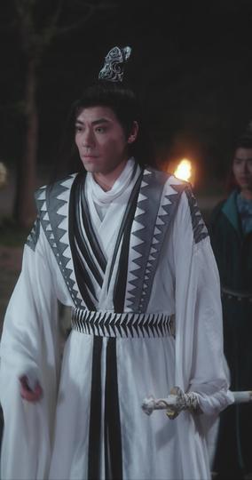 绝世狂萧之九天之外 第8集