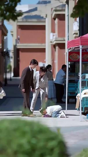 Through You, Even Darkness Blooms Episode 4