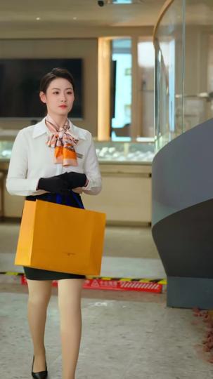 Dijebak ke Dekapan CEO Episode 8