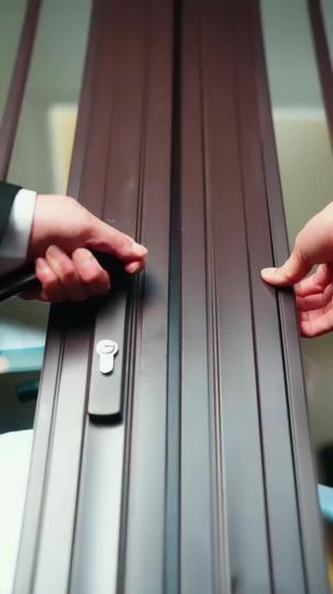 三刀痕,舊情燼 第1集