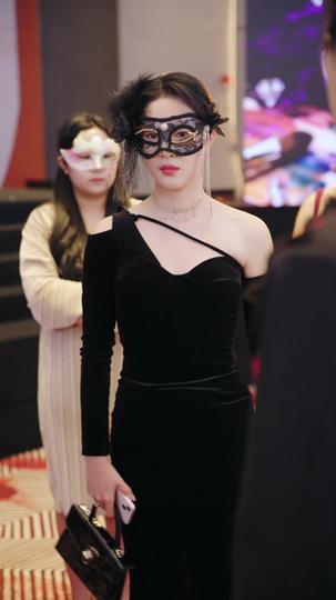 點天燈那天，我假死看他瘋 第11集