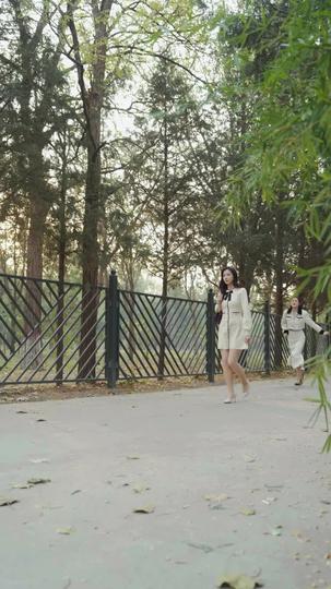 离婚后假千金翻身啦 第4集