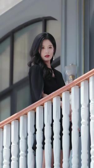 I'm the Queen, You're the Joke Episode 2