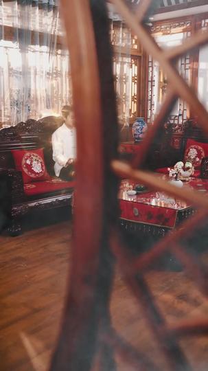 三年廢材，出山即煉獄 第1集